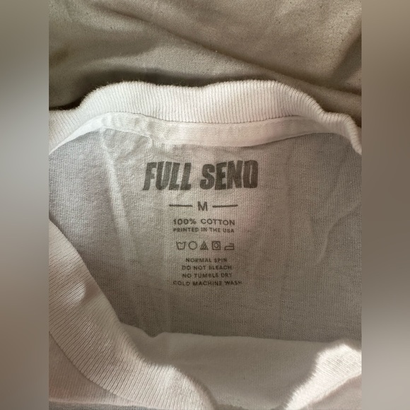 EXCLUSIVE FULLSEND FREE TRUMP GOLD CHAIN LIMITED EDITION SHIRT! - Picture 3 of 3